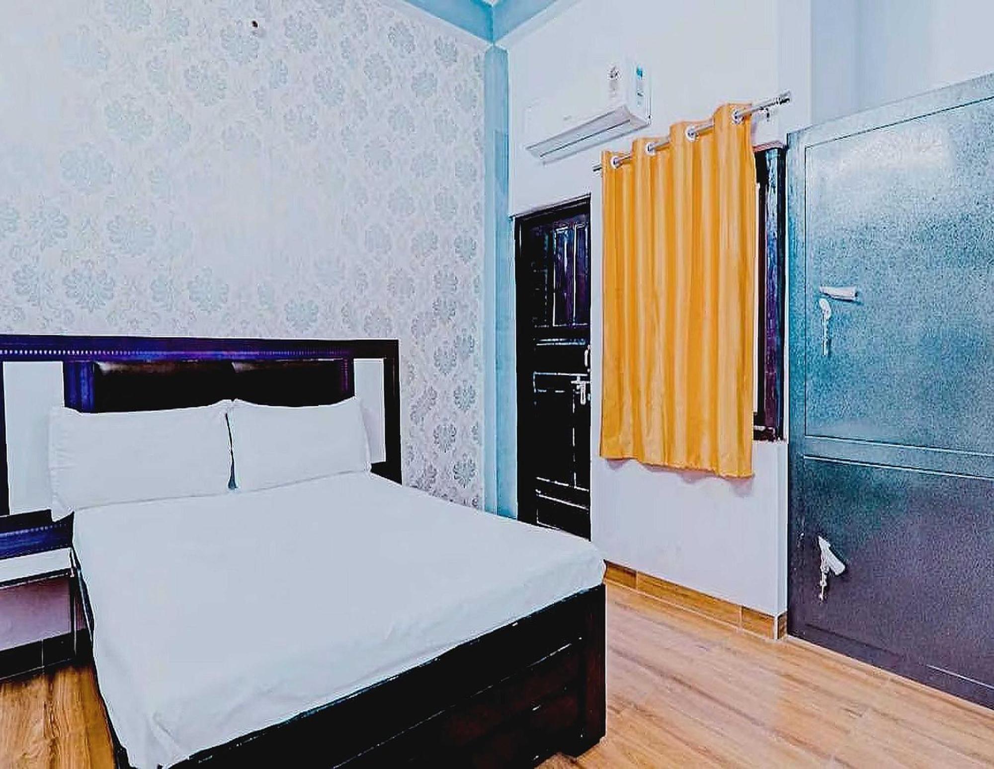 Hotel O Rr Palace Lucknow Eksteriør bilde